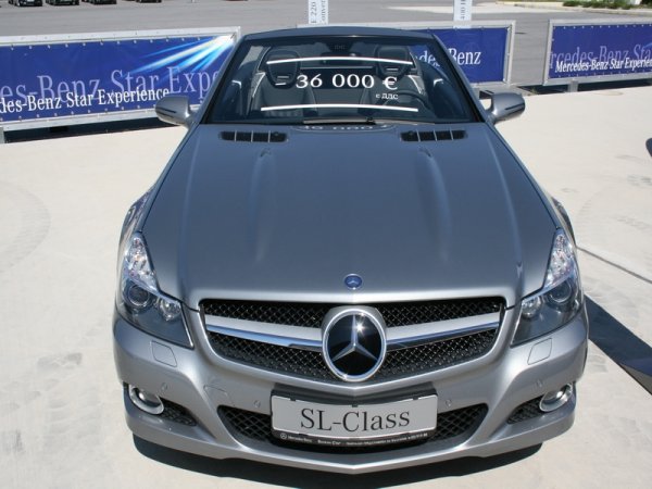 "ОЧАРОВАНИЕ БЕЗ КРАЙ" - ексклузивното роудшоу Mercedes-Benz Star Experience